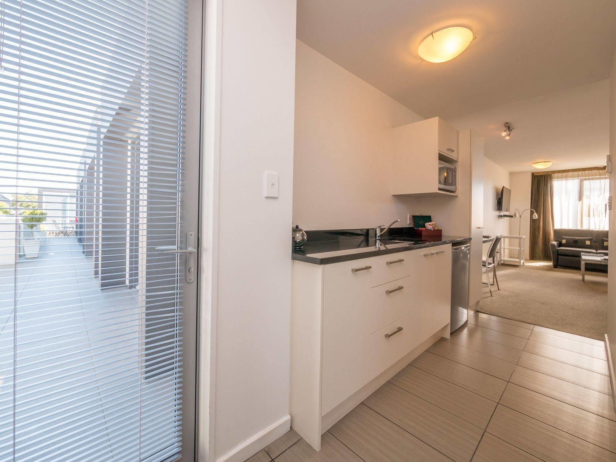 Bellano Motel Suites Christchurch Zewnętrze zdjęcie A typical apartment